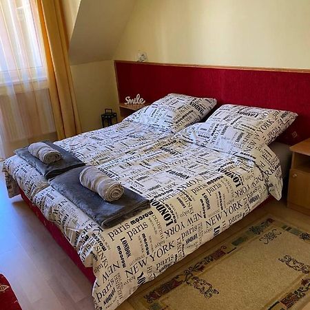Buborek Apartman Hajdúszoboszló Exterior foto
